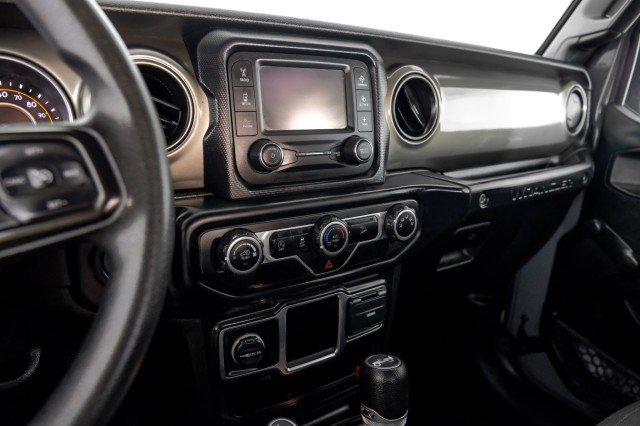 Used 2019 Jeep Wrangler Sport AWD/4WD image 21
