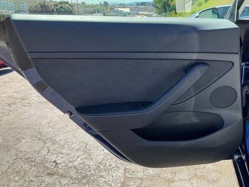 Used 2023 Tesla Model 3 Standard Range image 49