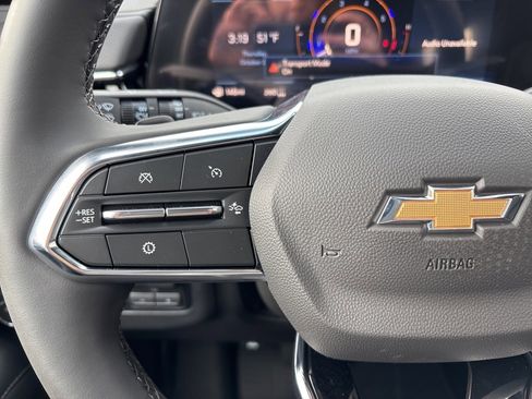 New 2026 Chevrolet Suburban Premier image 14