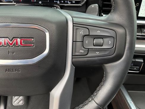 Used 2025 GMC Sierra 1500 SLT w/ SLT Premium Package AWD/4WD image 40