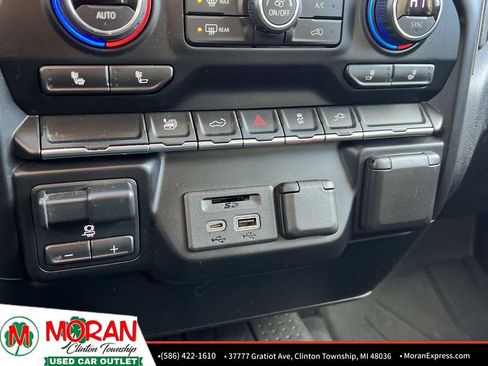 Used 2021 Chevrolet Silverado 2500 LT w/ Convenience Package image 27