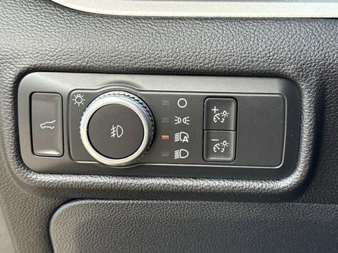 Used 2021 Ford Explorer XLT w/ Equipment Group 202A image 42