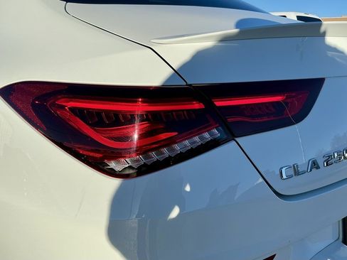 Used 2020 Mercedes-Benz CLA 250 image 14
