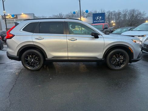 Used 2025 Honda CR-V Sport-L image 8