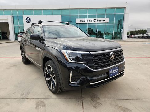 New 2026 Volkswagen Atlas Cross Sport SEL Premium R-Line AWD/4WD image 1