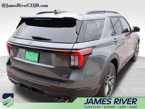 Used 2026 Ford Explorer ST w/ Sun And Sound Package AWD/4WD image 5