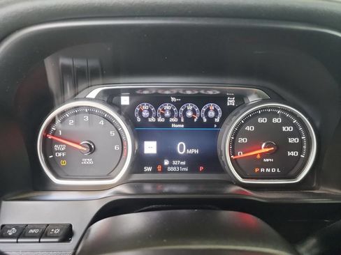 Certified 2019 Chevrolet Silverado 1500 High Country w/ Technology Package AWD/4WD image 11