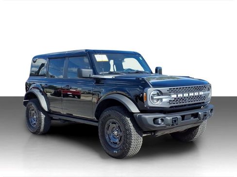 Certified 2025 Ford Bronco Badlands w/ Sasquatch Package AWD/4WD image 1