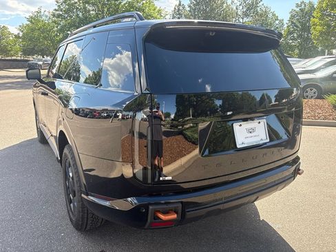 Used 2027 Kia Telluride SX Prestige X-Pro AWD/4WD image 3