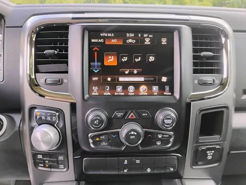 Used 2015 RAM 1500 Sport w/ Comfort Group image 17