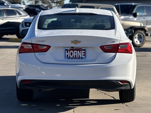 Used 2023 Chevrolet Malibu LT image 4