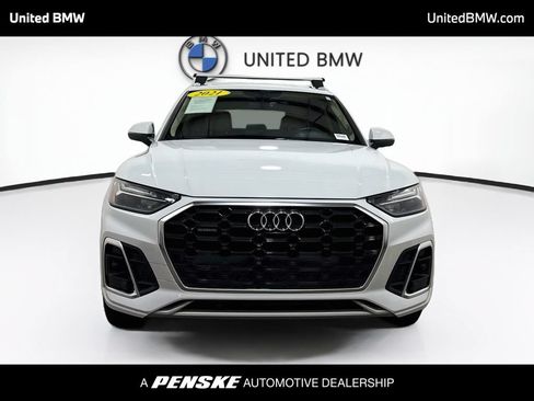 Used 2021 Audi Q5 e Premium Plus AWD/4WD image 2