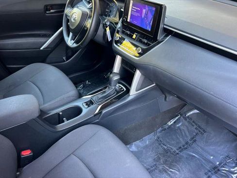 Certified 2023 Toyota Corolla Cross LE FWD image 17