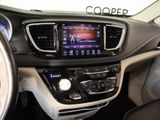 Used 2020 Chrysler Pacifica Limited image 5