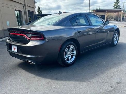 Used 2023 Dodge Charger SXT RWD image 7