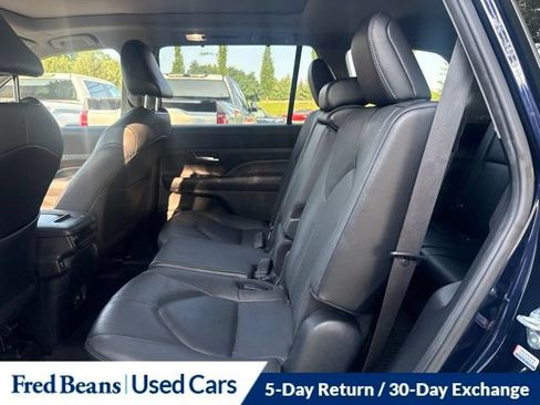 Used 2024 Toyota Grand Highlander AWD Hybrid image 24