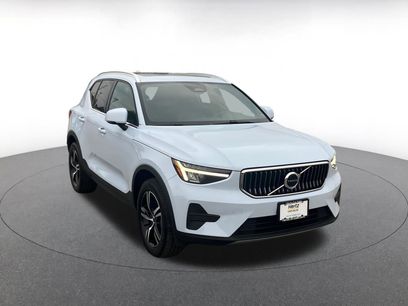 Used 2024 Volvo XC40 B5 Core