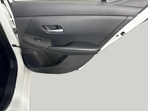 Used 2021 Nissan Sentra SV FWD image 28