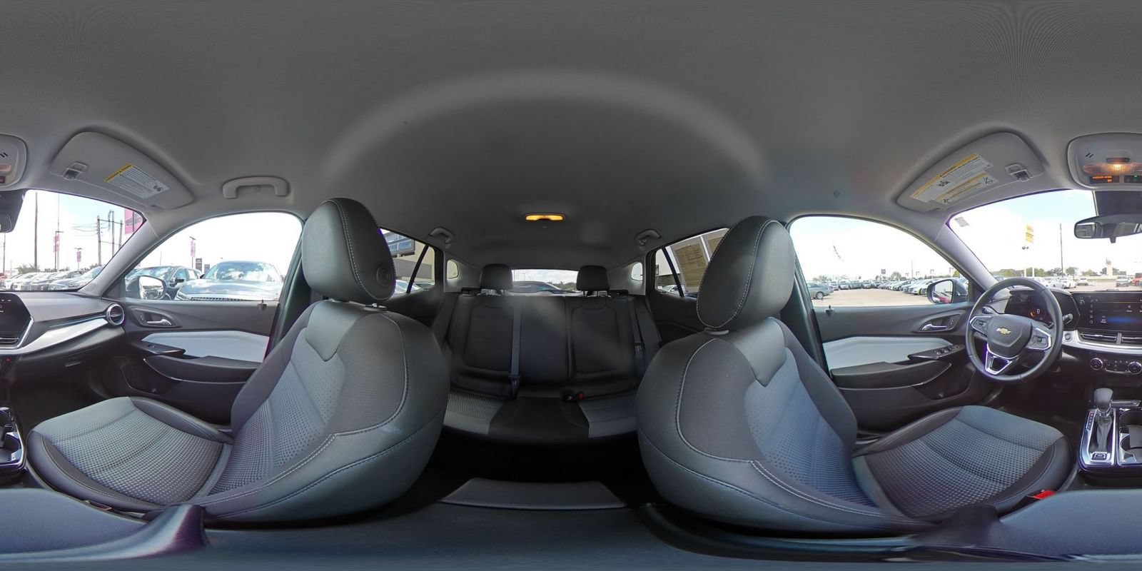 Used 2025 Chevrolet Trax LT w/ LT Convenience Package FWD image 40