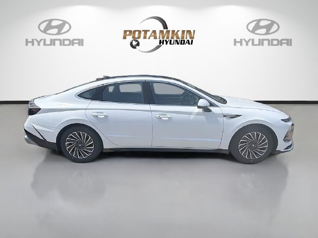 New 2026 Hyundai Sonata SEL FWD image 4