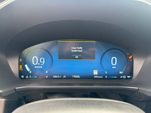 New 2024 Ford Escape ST-Line Select w/ Tech Pack #2 image 10