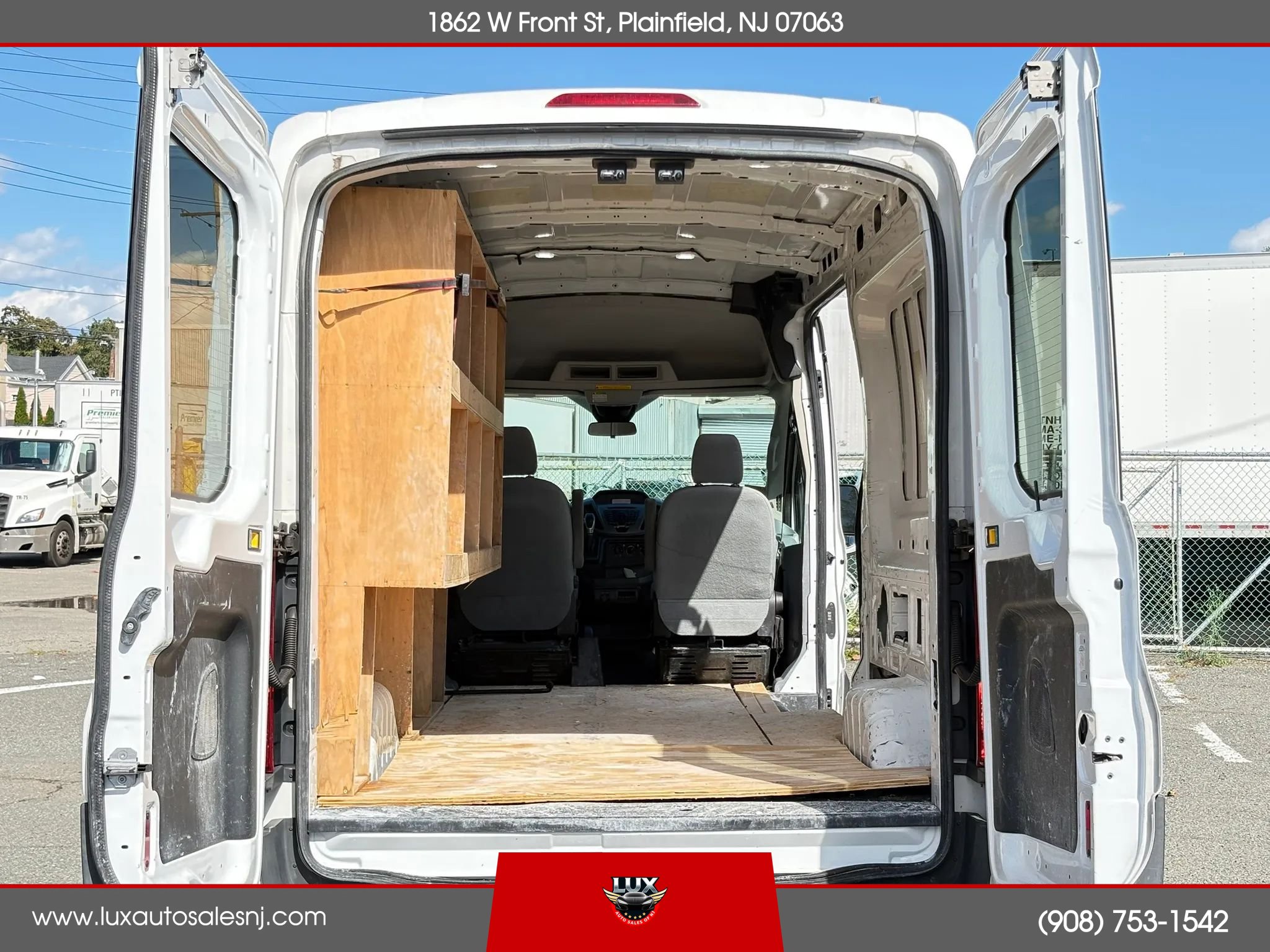 Used 2015 Ford Transit 250 148 Medium Roof RWD image 11