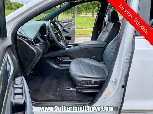 Used 2024 Buick Enclave Essence FWD image 15