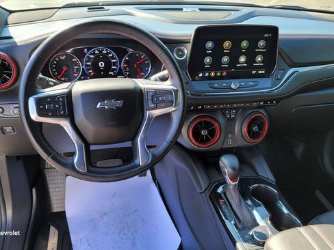 Used 2024 Chevrolet Blazer RS w/ Enhanced Convenience Package FWD image 24