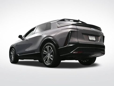 Certified 2025 Cadillac Lyriq Luxury AWD/4WD image 26