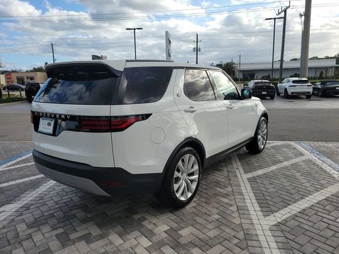 New 2025 Land Rover Discovery S AWD/4WD image 5