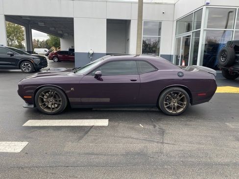 Used 2022 Dodge Challenger R/T Scat Pack w/ Shaker Package image 5