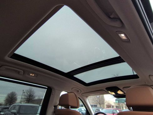 Certified 2023 BMW X7 xDrive40i w/ Executive Package image 23