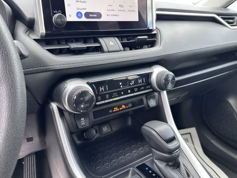 Used 2024 Toyota RAV4 XLE image 17