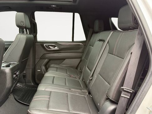 Used 2022 Chevrolet Tahoe RST AWD/4WD image 16