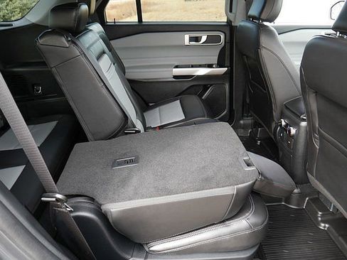 Used 2023 Ford Explorer XLT w/ Equipment Group 202A image 51