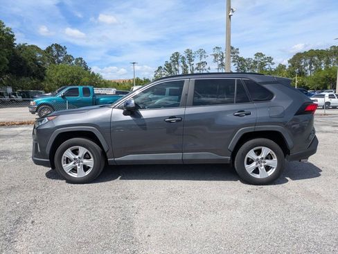 Used 2021 Toyota RAV4 XLE image 8