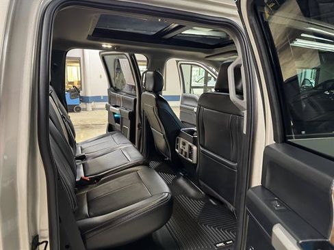 Used 2018 Ford F150 Lariat w/ Equipment Group 502A Luxury AWD/4WD image 11