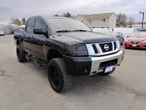 Used 2014 Nissan Titan SV w/ SV Value Truck Package image 3