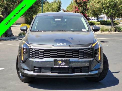 New 2026 Kia Sportage LX image 2