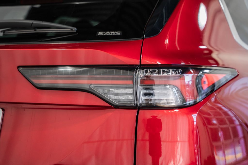 Used 2025 Mitsubishi Outlander ES AWD/4WD image 6