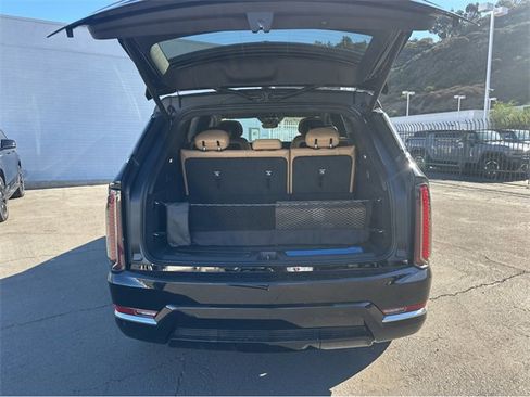 New 2025 Cadillac Escalade IQ Luxury 2 image 31