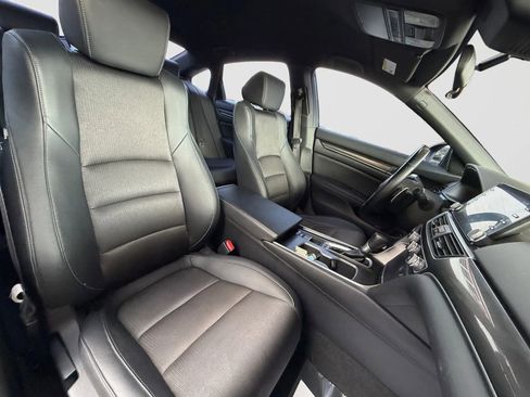 Used 2019 Honda Accord Sport image 19