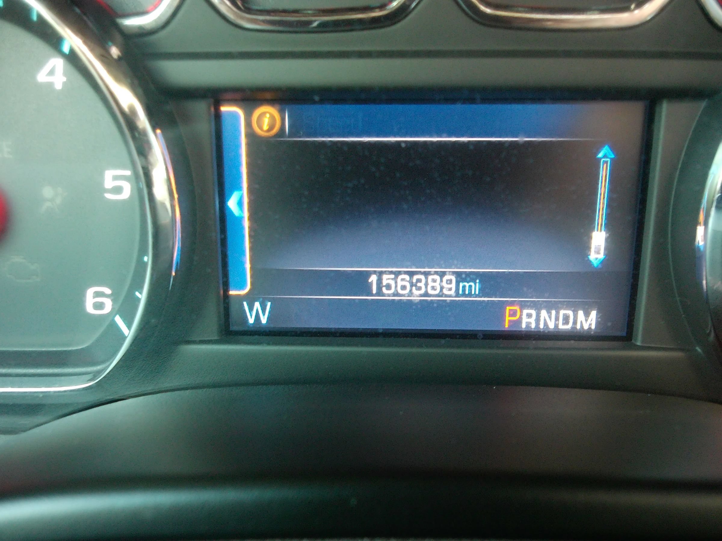 Used 2015 Chevrolet Suburban LTZ RWD image 60