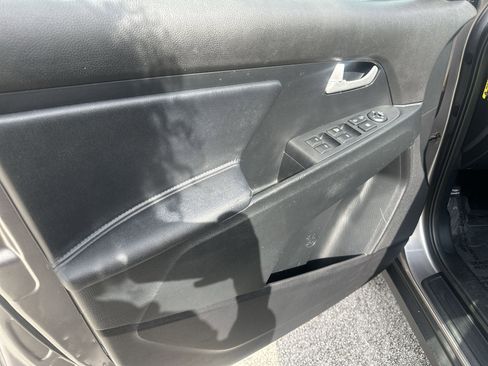 Used 2015 Kia Sportage LX image 29