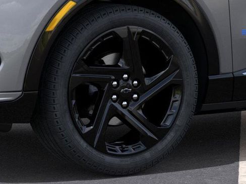 New 2026 Chevrolet Equinox EV RS image 9