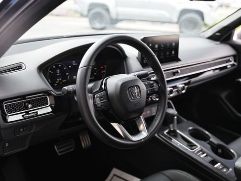 Used 2025 Honda Civic FWD Hybrid Sedan image 22