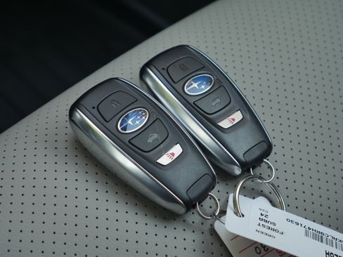Used 2024 Subaru Forester Limited AWD/4WD image 36