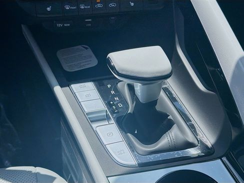 New 2026 Hyundai Elantra Limited FWD image 13