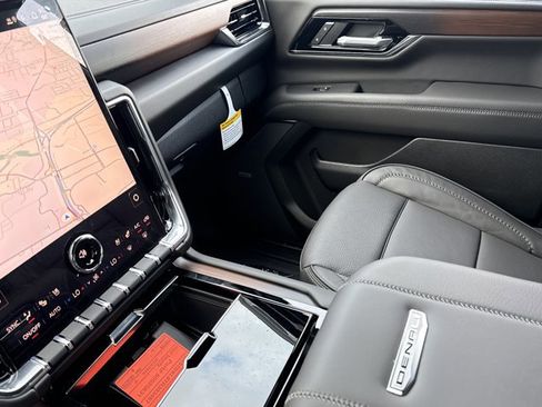 New 2026 GMC Yukon Denali w/ Sun & Power Step Package image 26