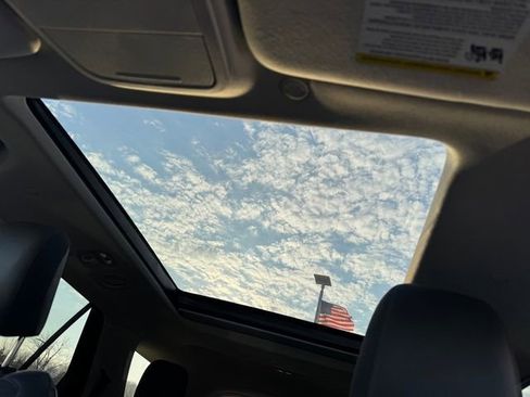 New 2026 Ford Explorer Active w/ Active Comfort Package image 16